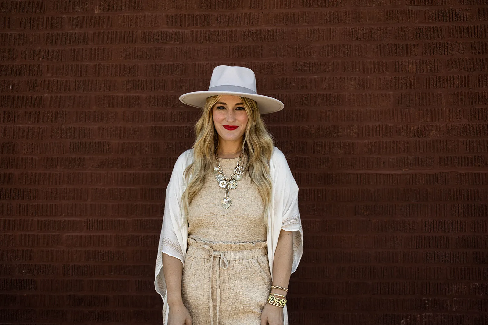 andra short sleeve top in natural
