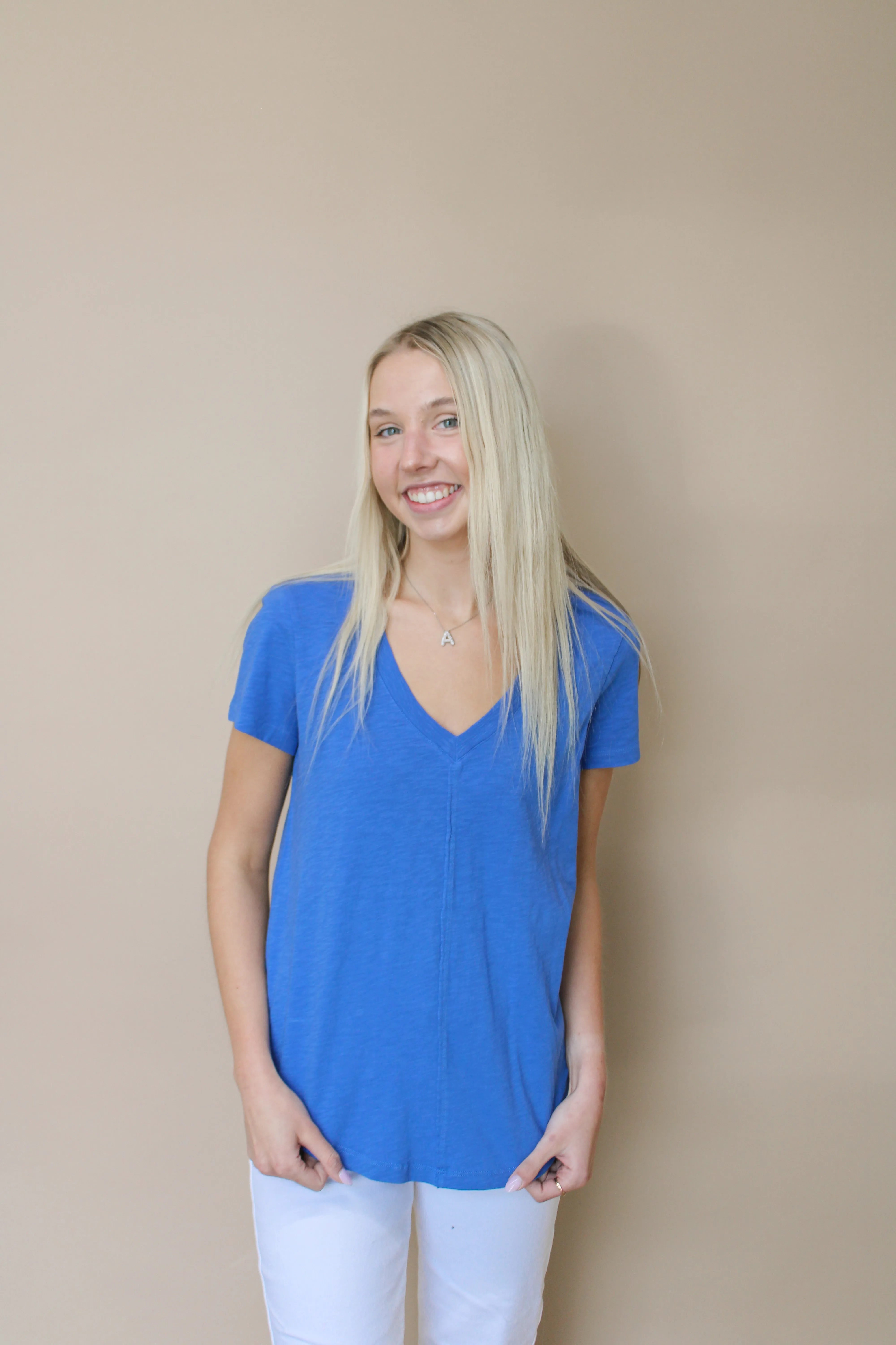 ASHER V-NECK TEE