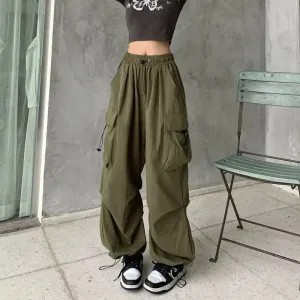 Baggy Pants Woman