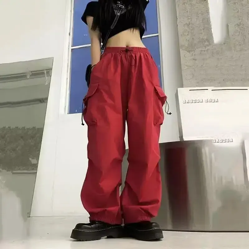 Baggy Pants Woman