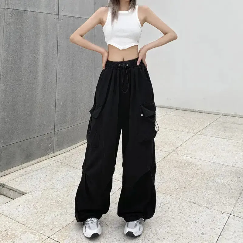 Baggy Pants Woman