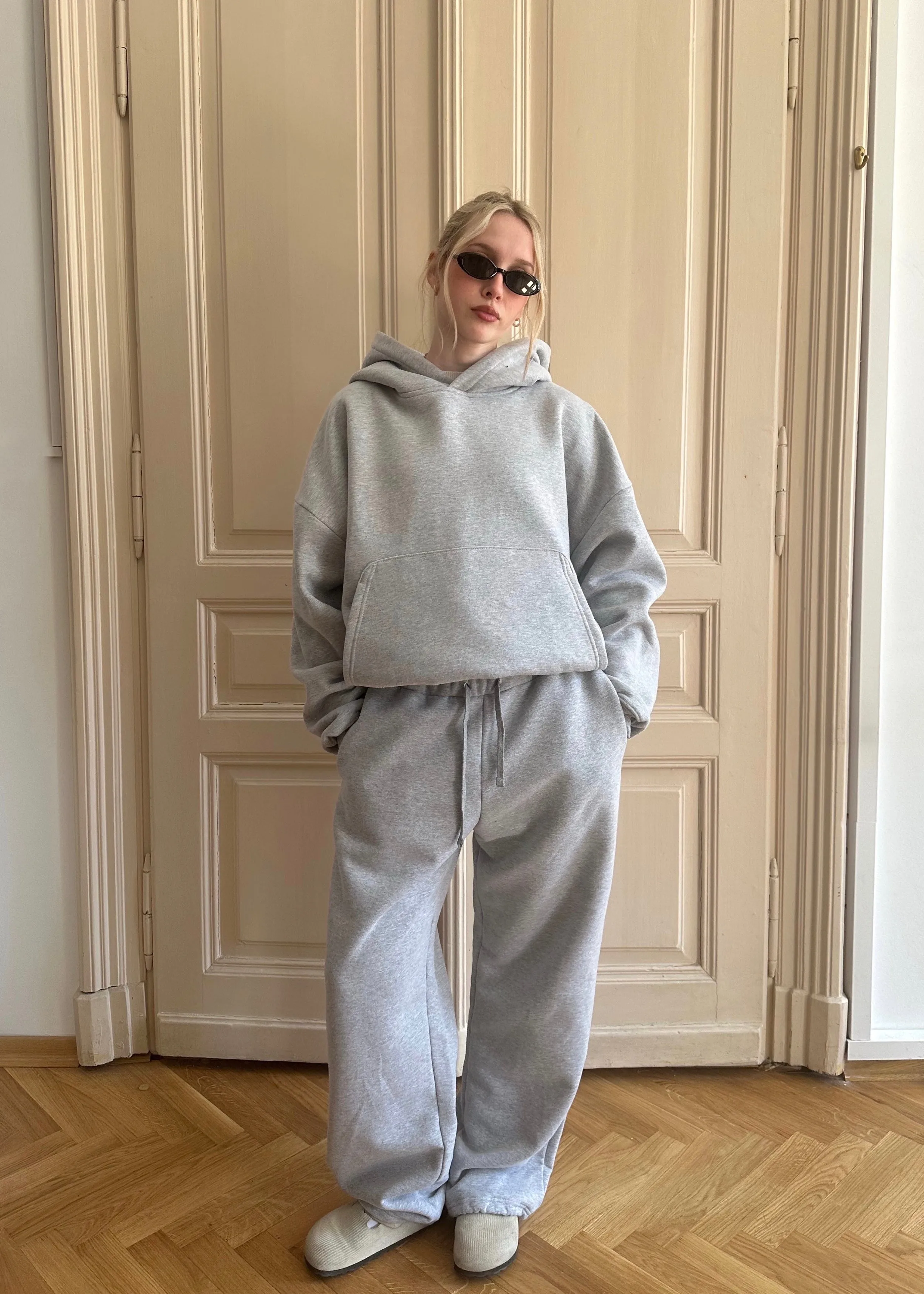 BAGGY SWEATPANTS - GRAY