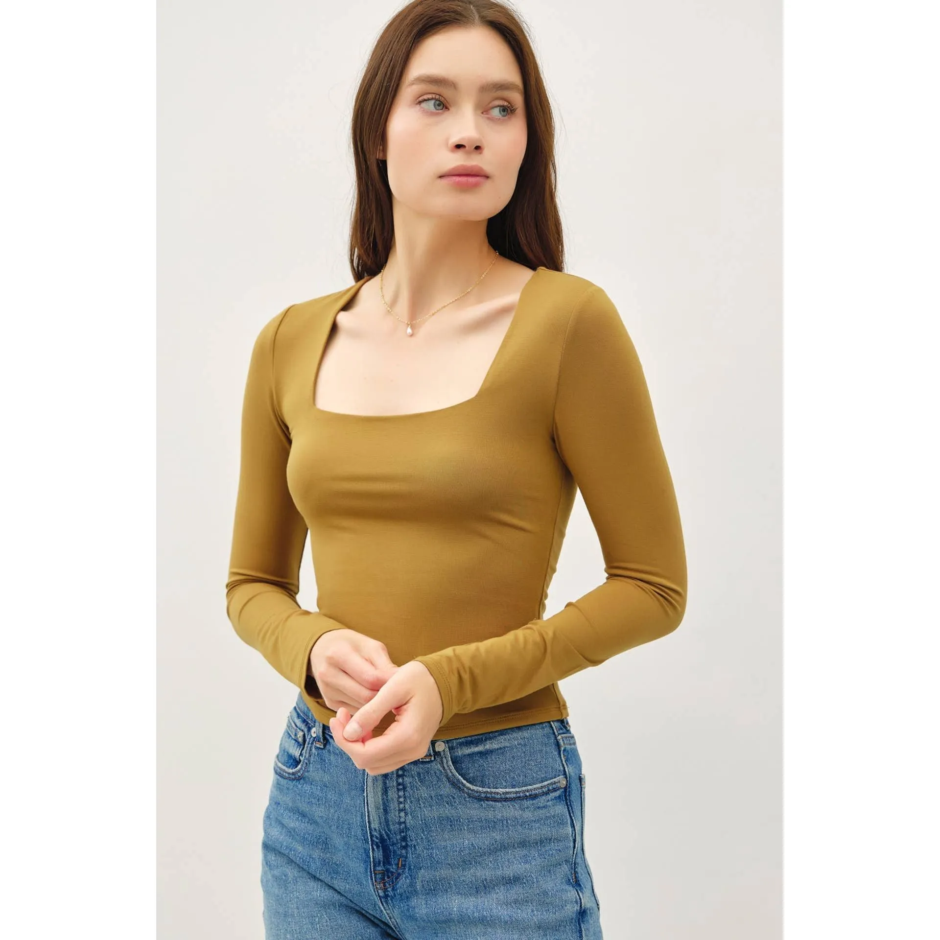 BASIC SQUARE NECK LONG SLEEVE TOP