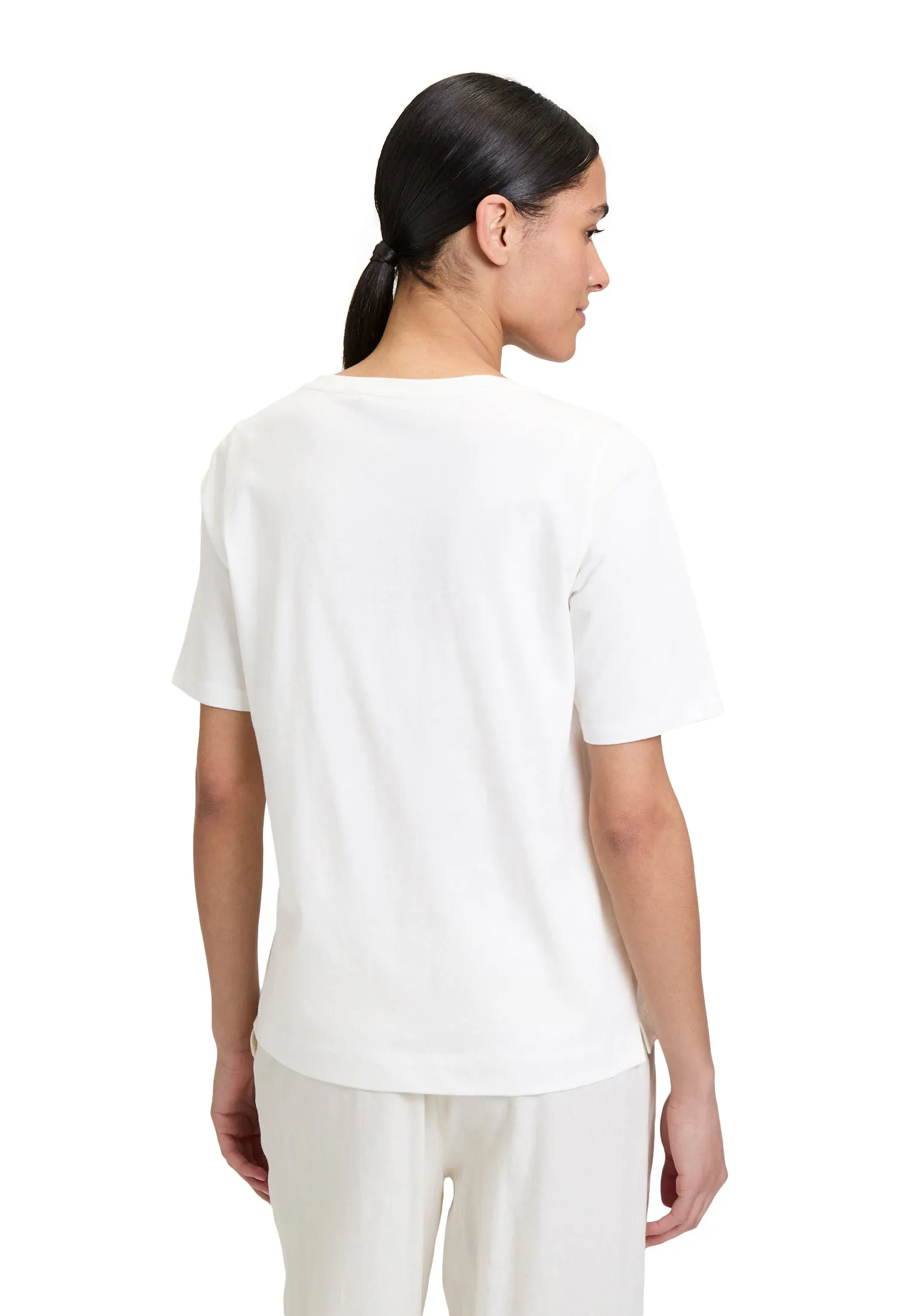 Basic T-Shirt