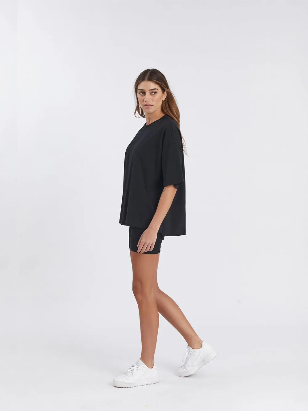 Boyfriend Tee - BLACK