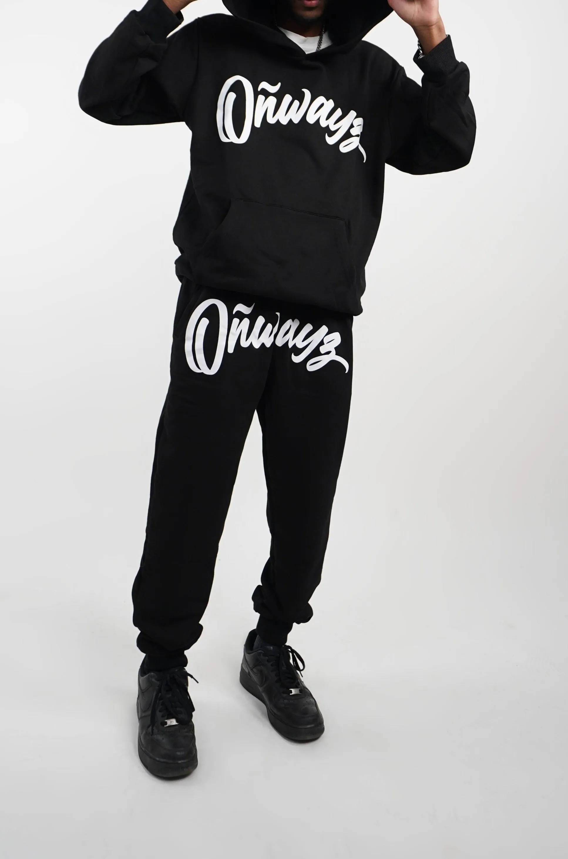 Classic Sweatpants - Black