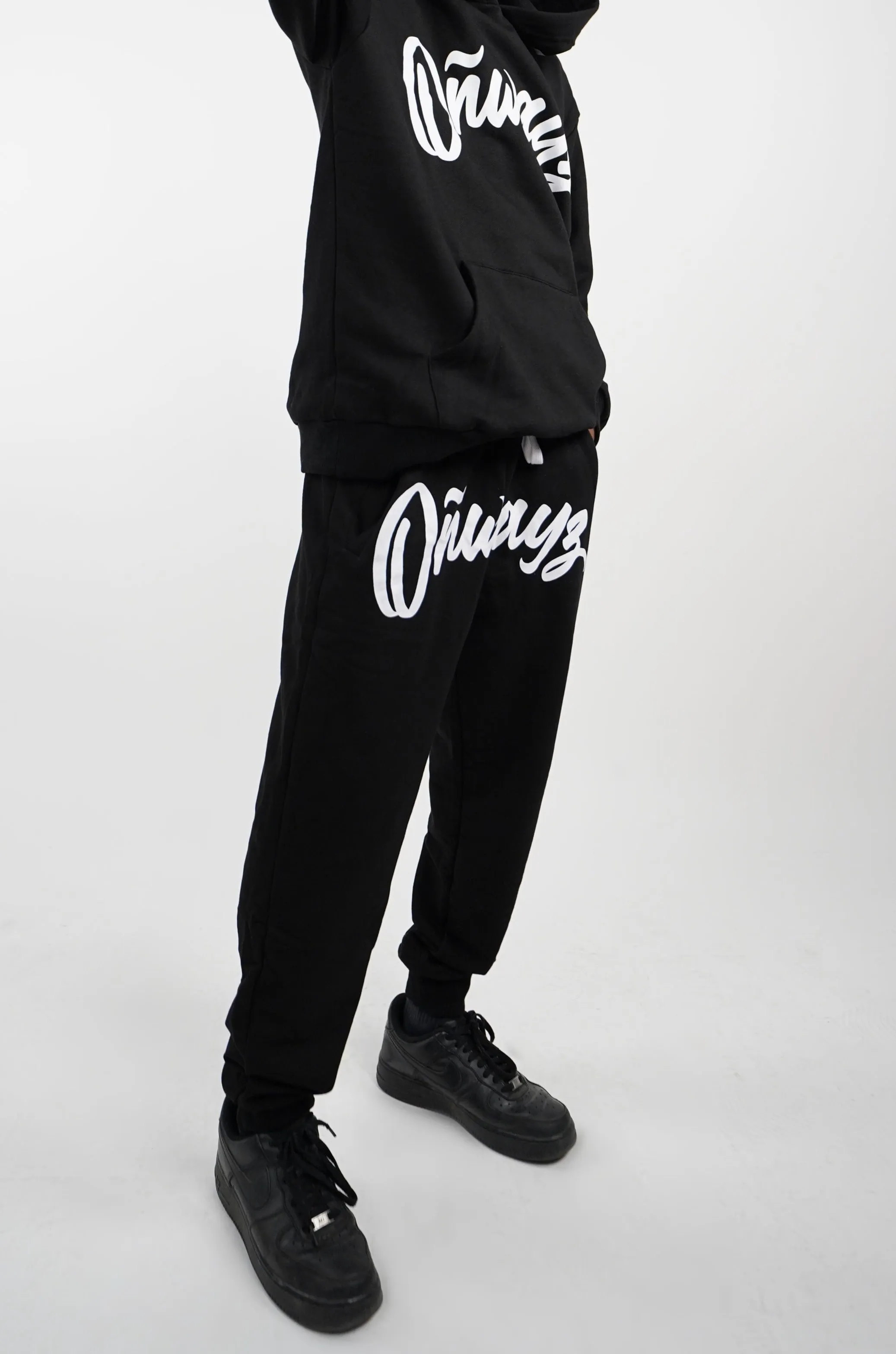 Classic Sweatpants - Black