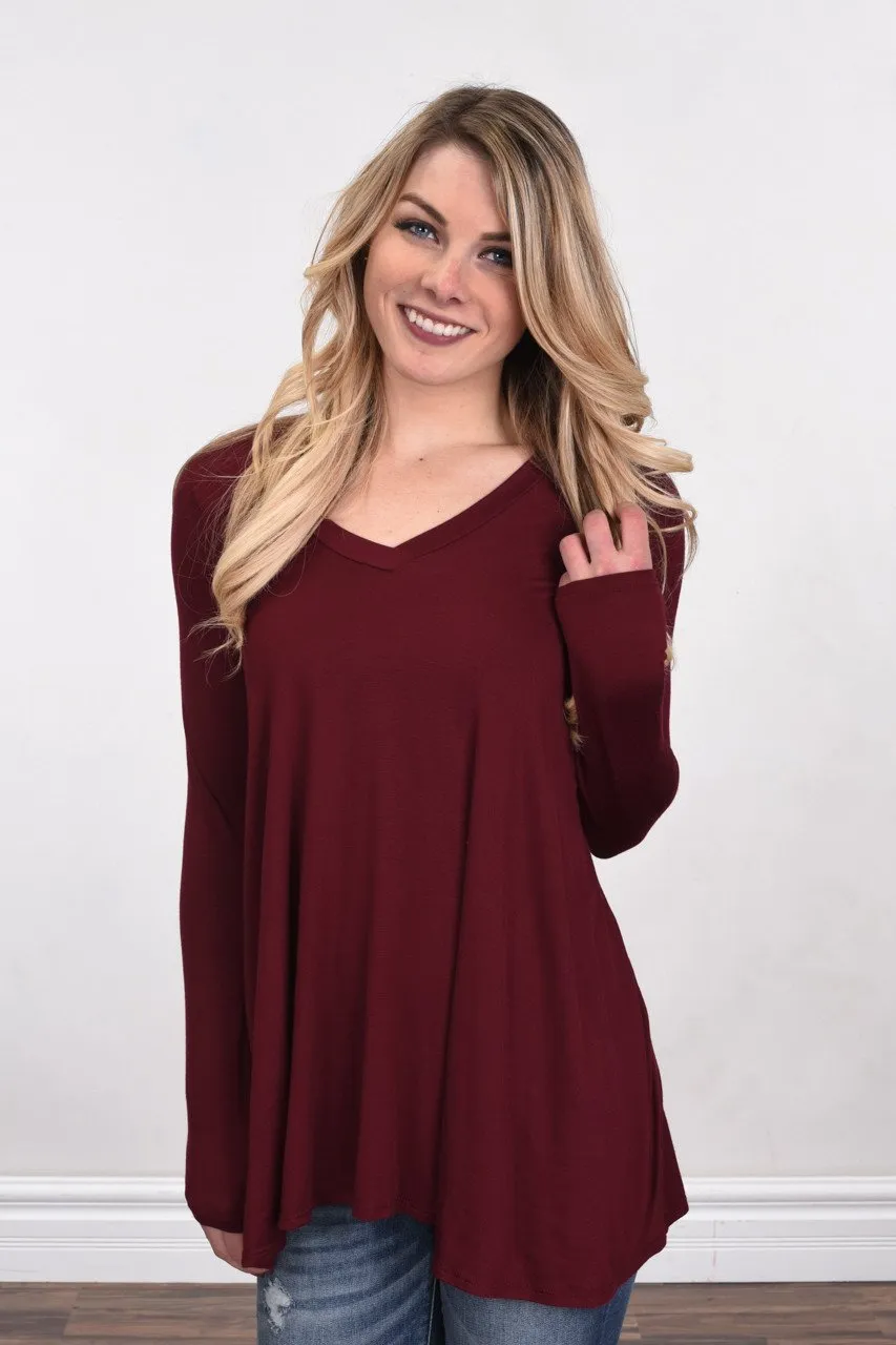 Essential V-Neck Top Burgundy