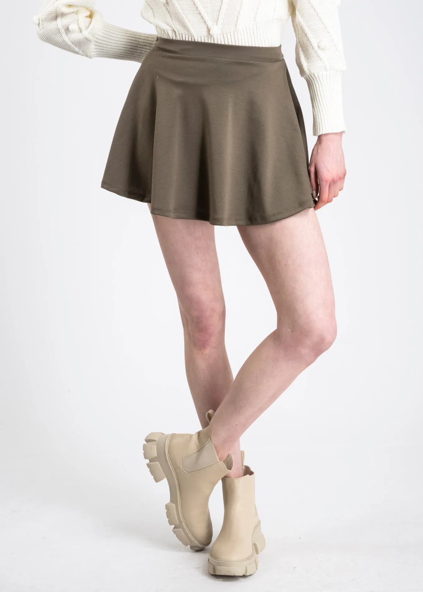 Falda mini skater circular