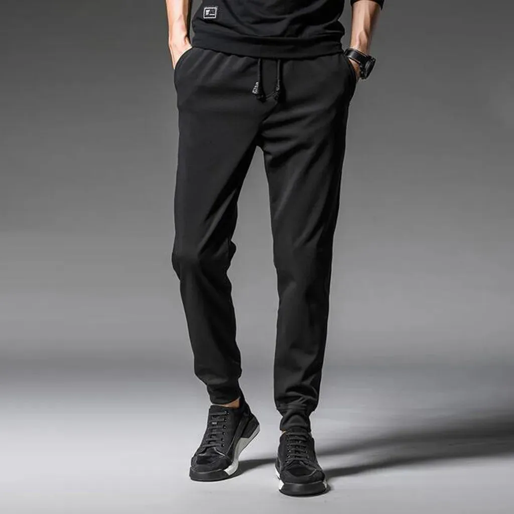 FlexiFit Herren-Schmale Hosen - Stil und Komfort vereint
