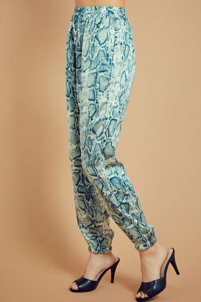 FSP7494-STK Snake Print Jogger Pants 6PK UNIT PRICE: $9.50