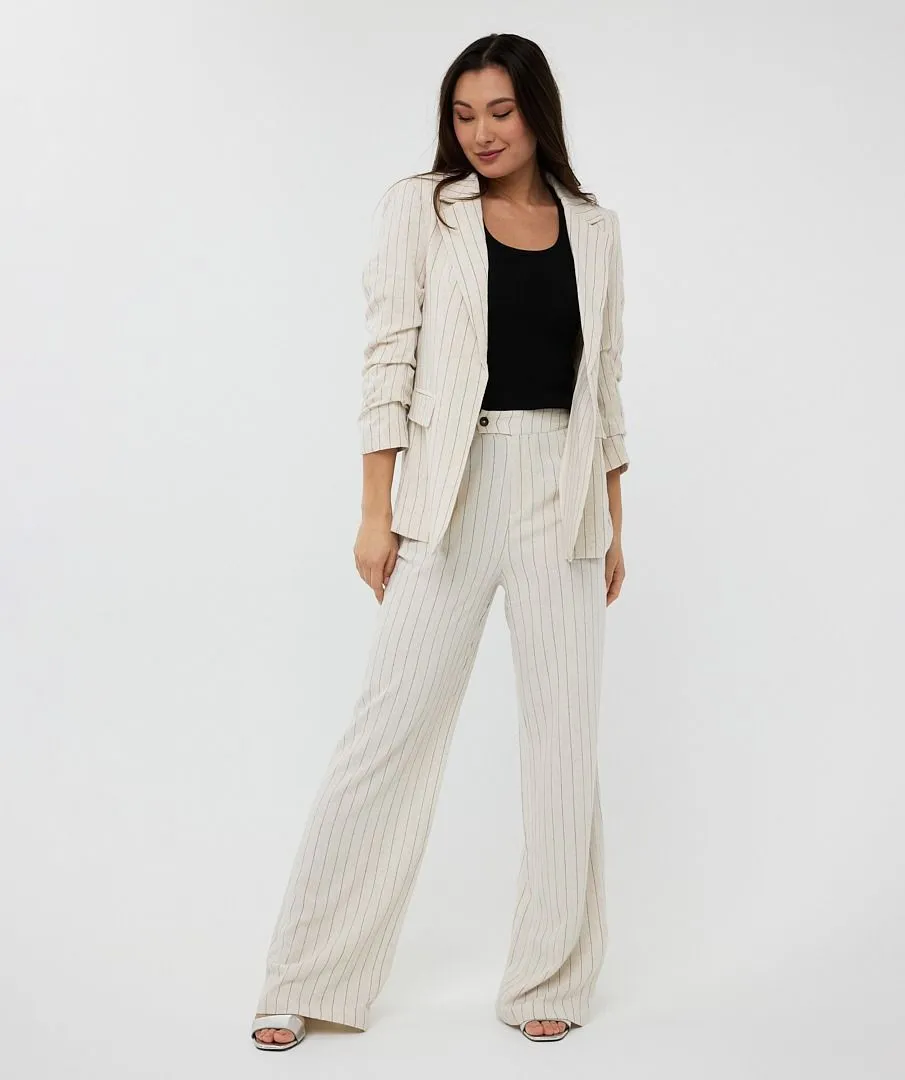 GATHERED SLEEVE LINEN BLAZER
