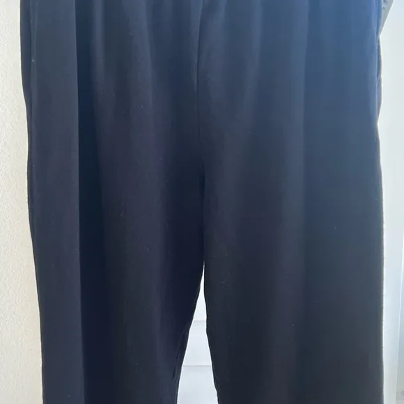 Good American. Size 3 retails for $85.