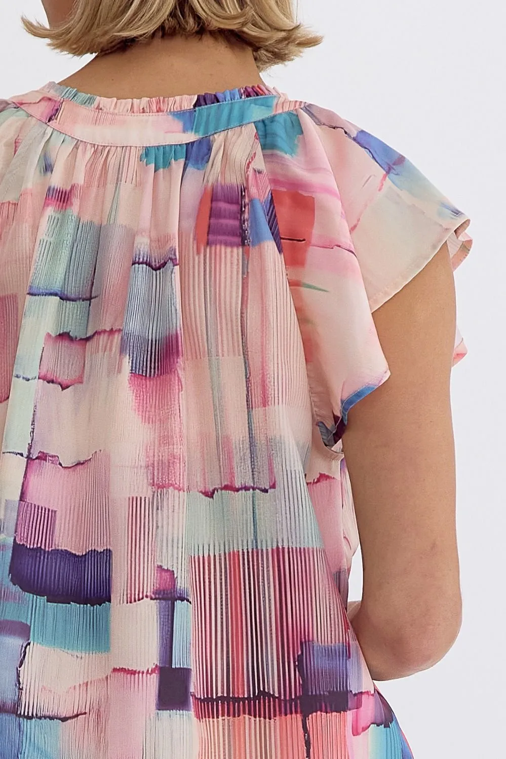 Ivy Abstract Print Flutter Sleeve V-Neck Top In Peach