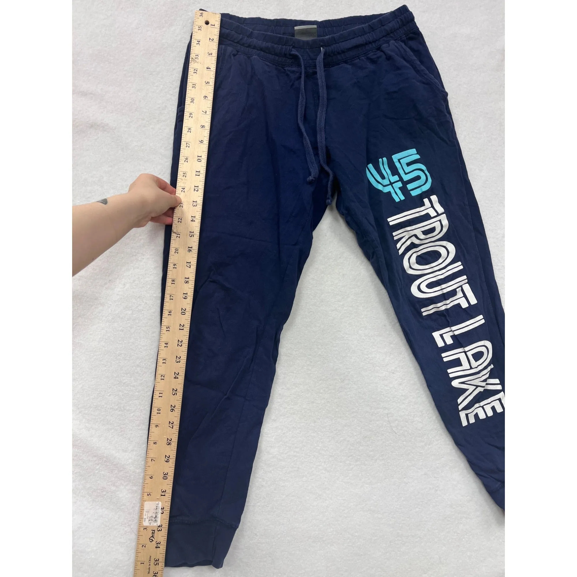 Large MV Sport Navy Blue Trout Lake 45 Jogger Sweatpants With Elastic Waistband With Drawstring