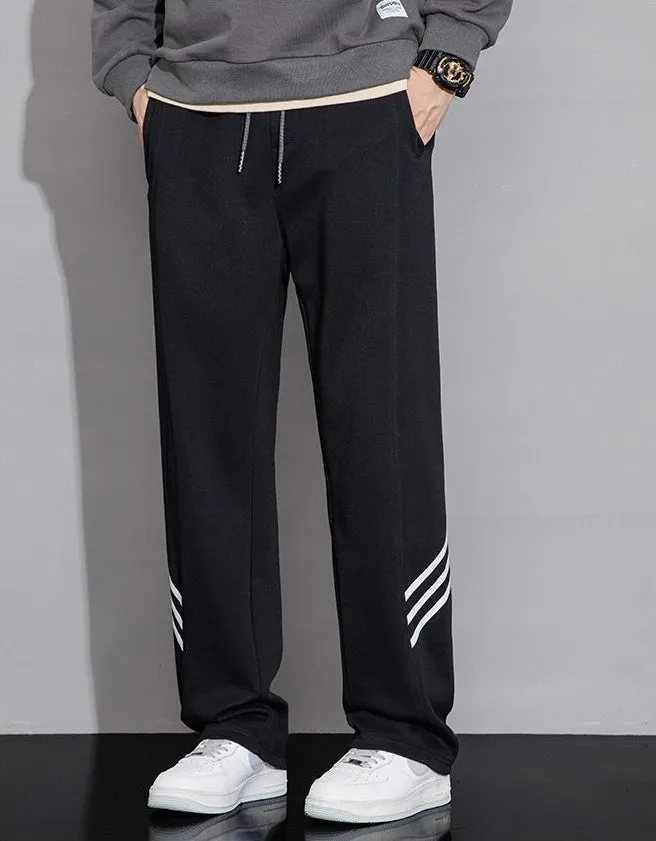Lightweight Straight Leg Sweatpants Perfect for Athletic Activities