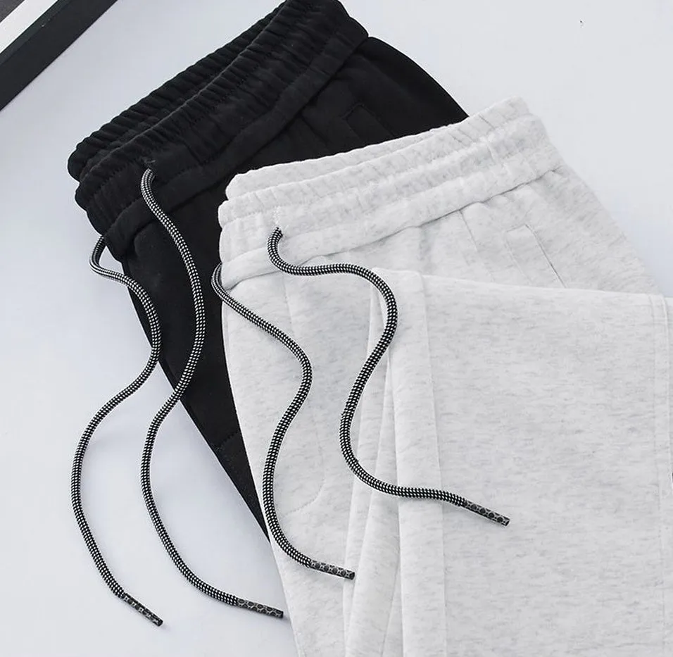 Lightweight Straight Leg Sweatpants Perfect for Athletic Activities