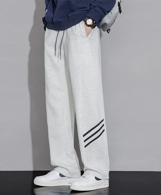 Lightweight Straight Leg Sweatpants Perfect for Athletic Activities
