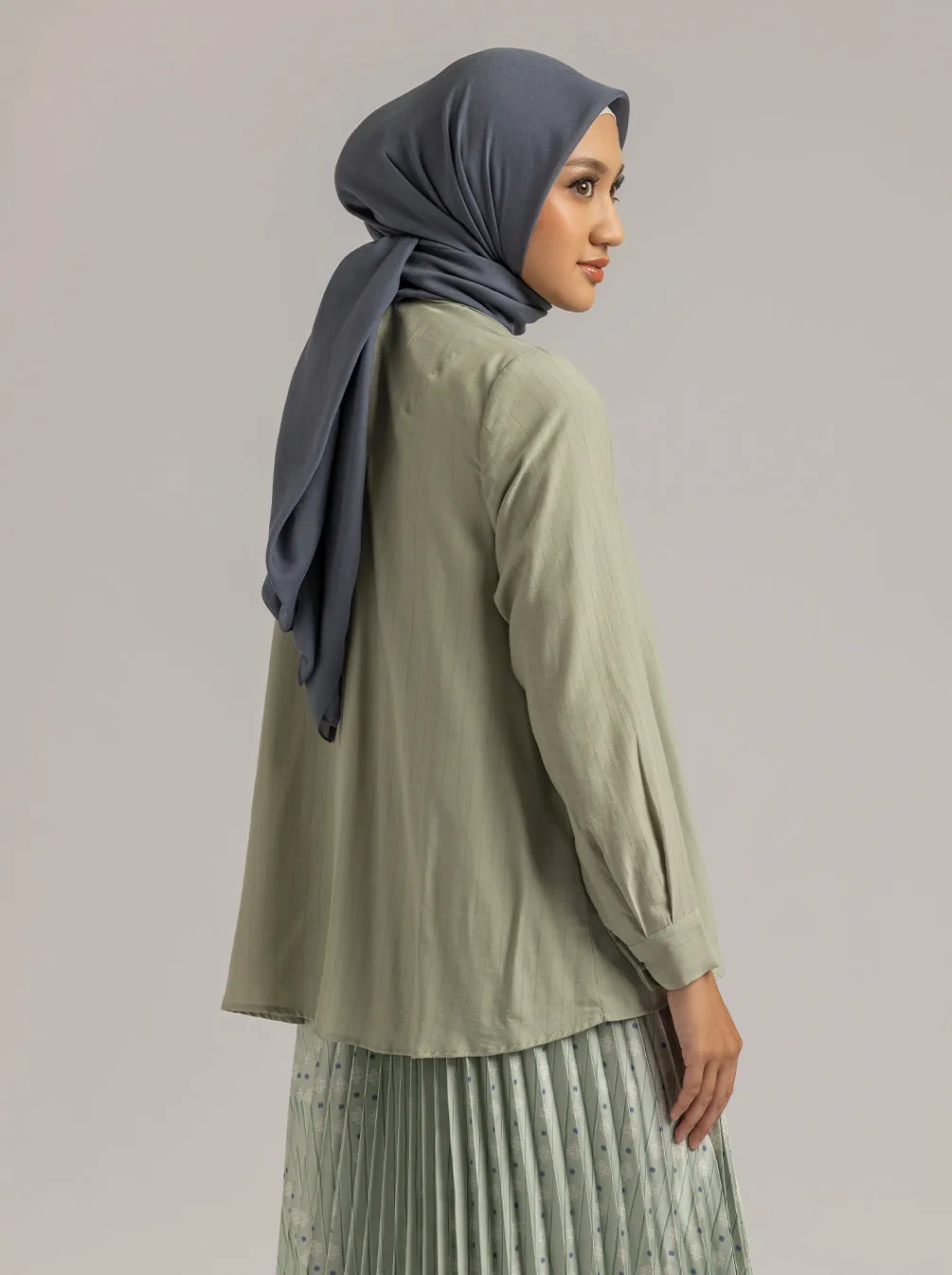 MIYA TOP PLAIN SAGE
