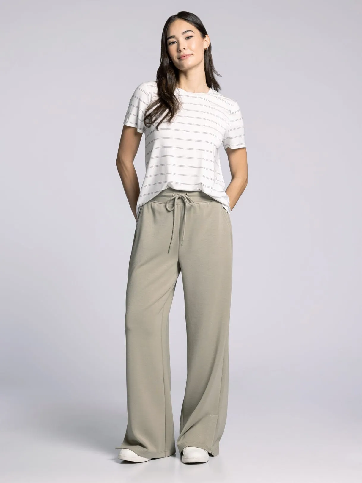 NIKKIE TEE - PREPACK OF 6 UNITS