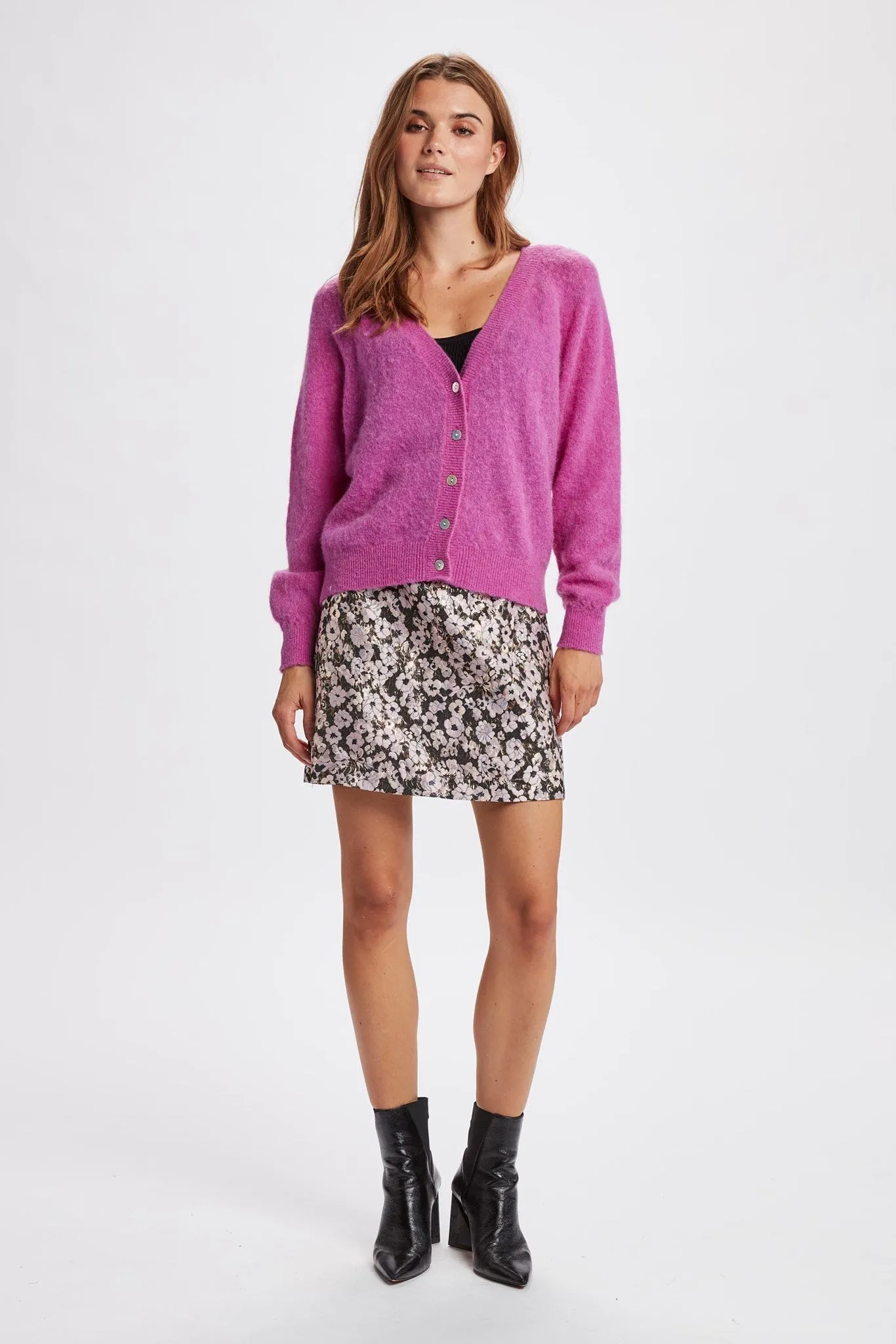 NURIETTE V-NECK CARDIGAN - Vibrant Orchid