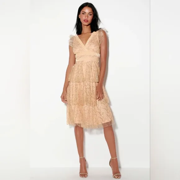 NWT Lulu's Stunning Love Nude and Gold Glitter Tiered Midi Dress, Size S