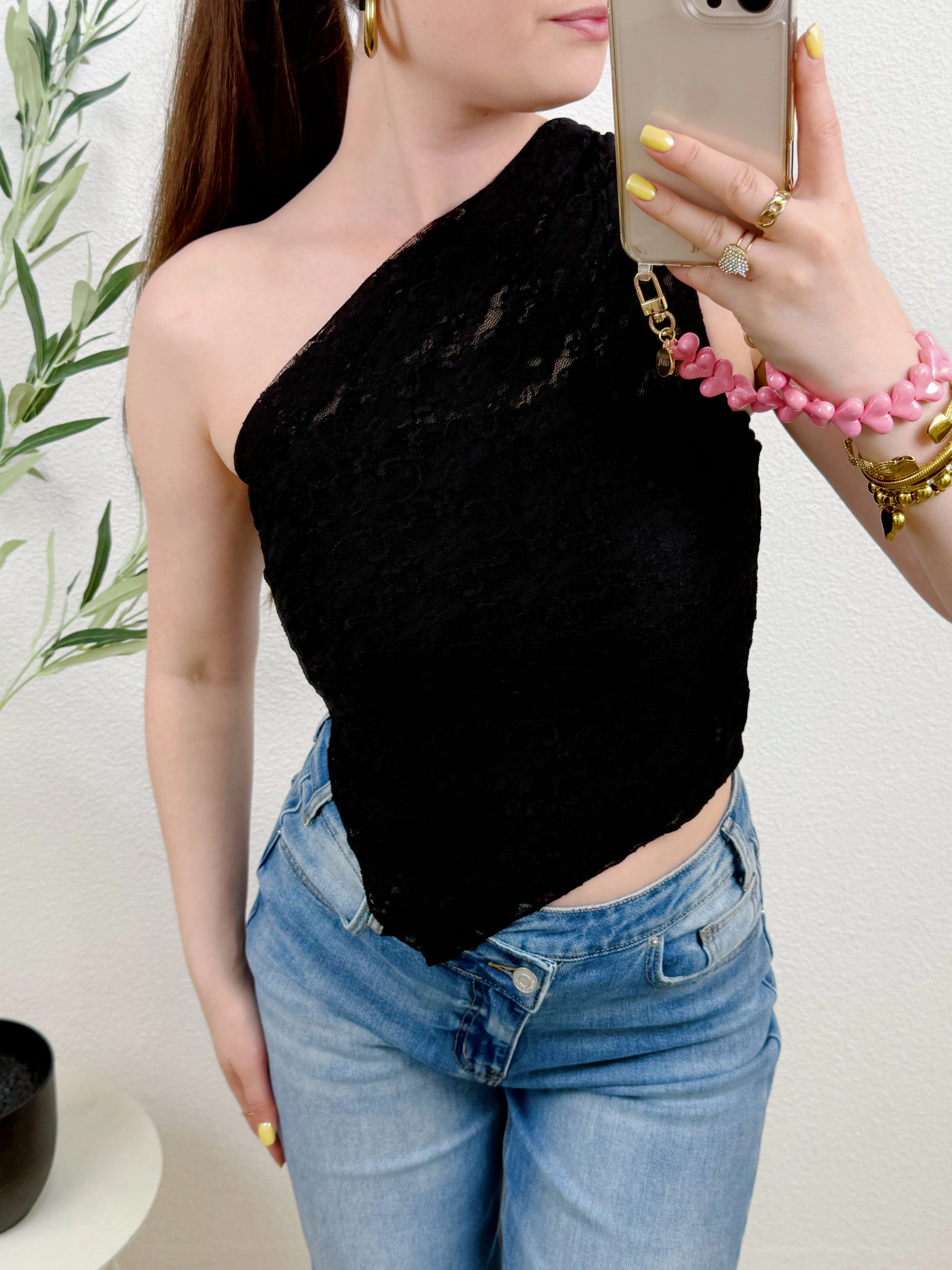 ONE SHOULDER LACE TOP | ZWART