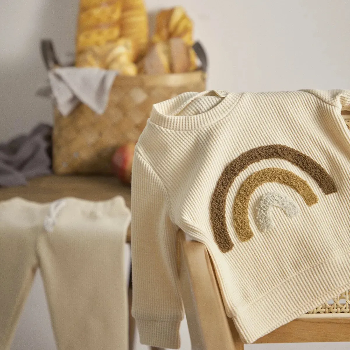 Rainbow Sweatshirt and Sweatpants Set (2pc)