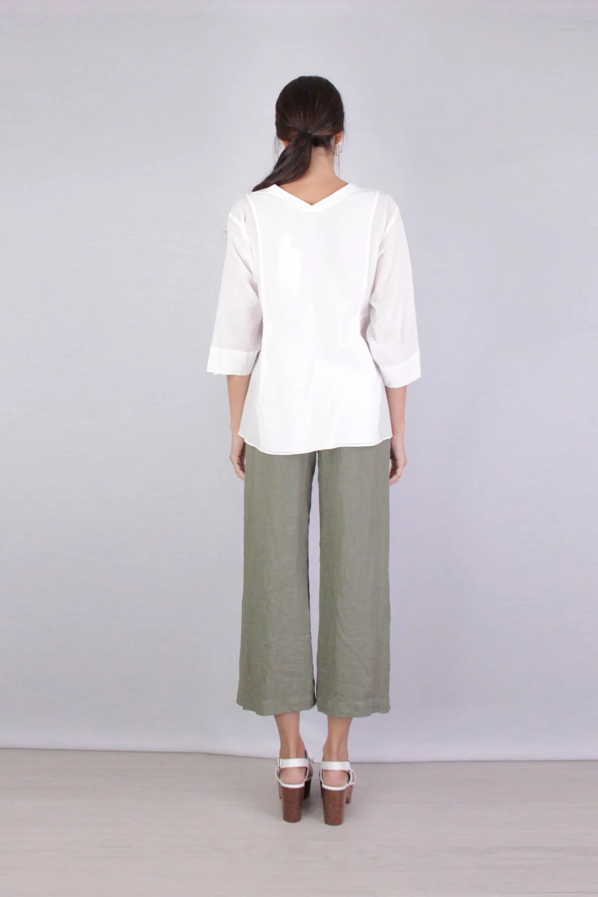Rib Trim Double V Neck Long Sleeve Popover in Optic White