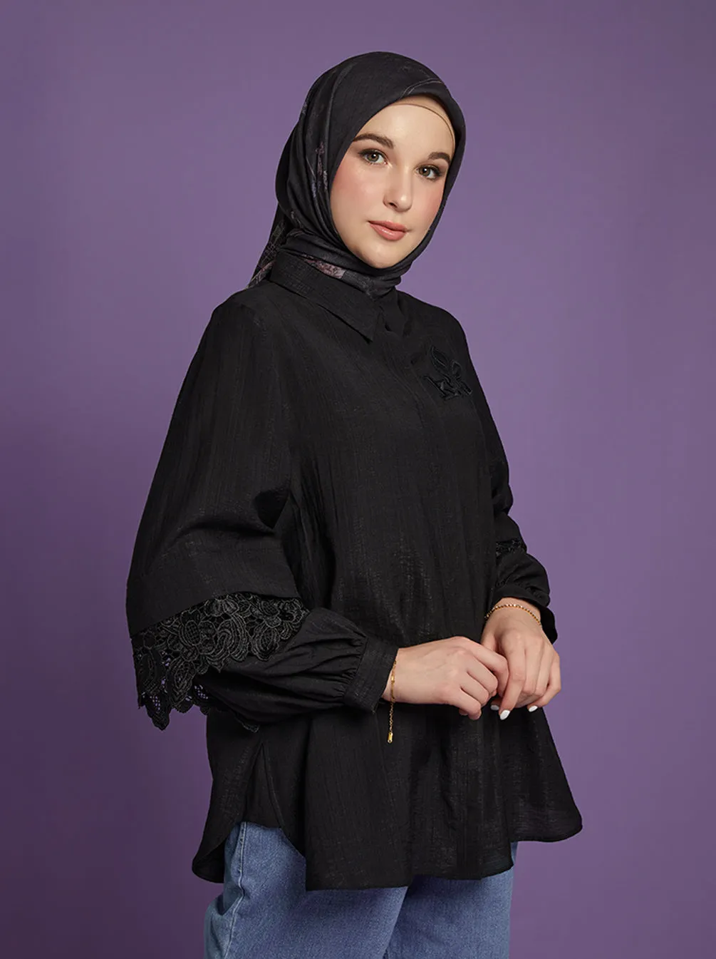 RUNA DROPSHOULDER TOP BLACK