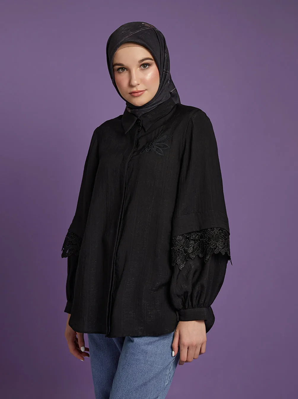 RUNA DROPSHOULDER TOP BLACK