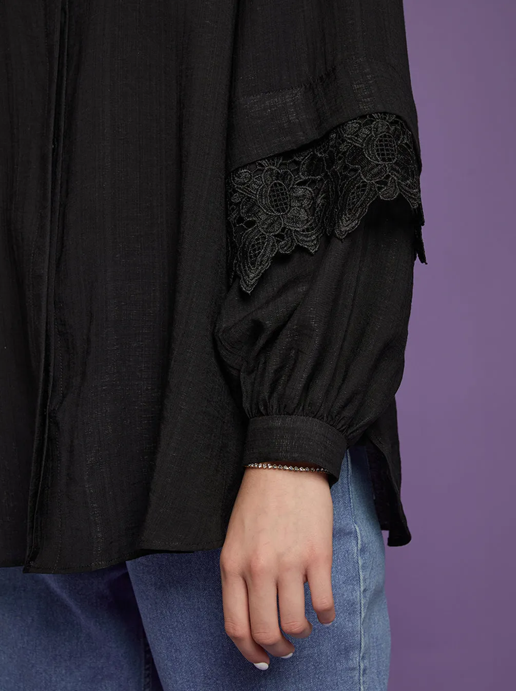 RUNA DROPSHOULDER TOP BLACK