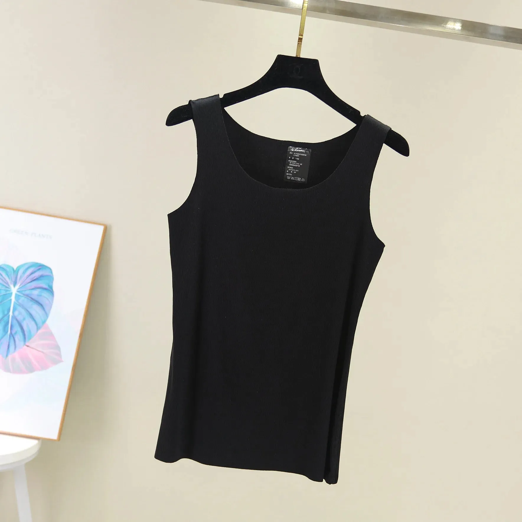 seamless V-Neck Tank Tops