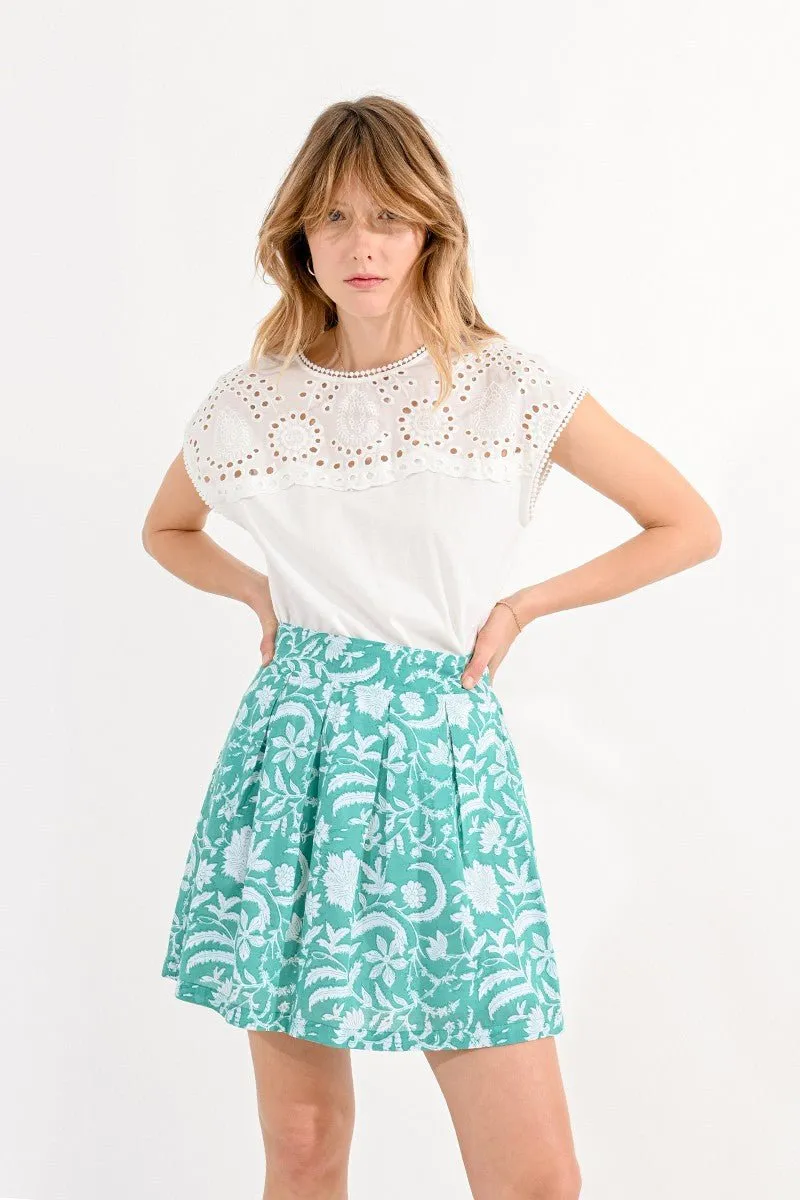 SHORT FLORAL PLEATED SKIRT