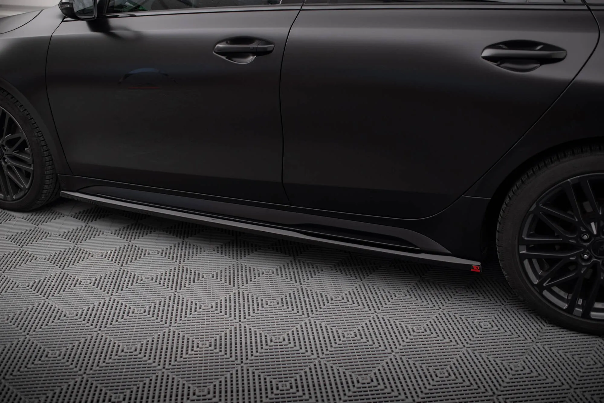 Side Skirts Diffusers Kia Proceed GT Mk1 Facelift / Ceed GT Mk3 Facelift