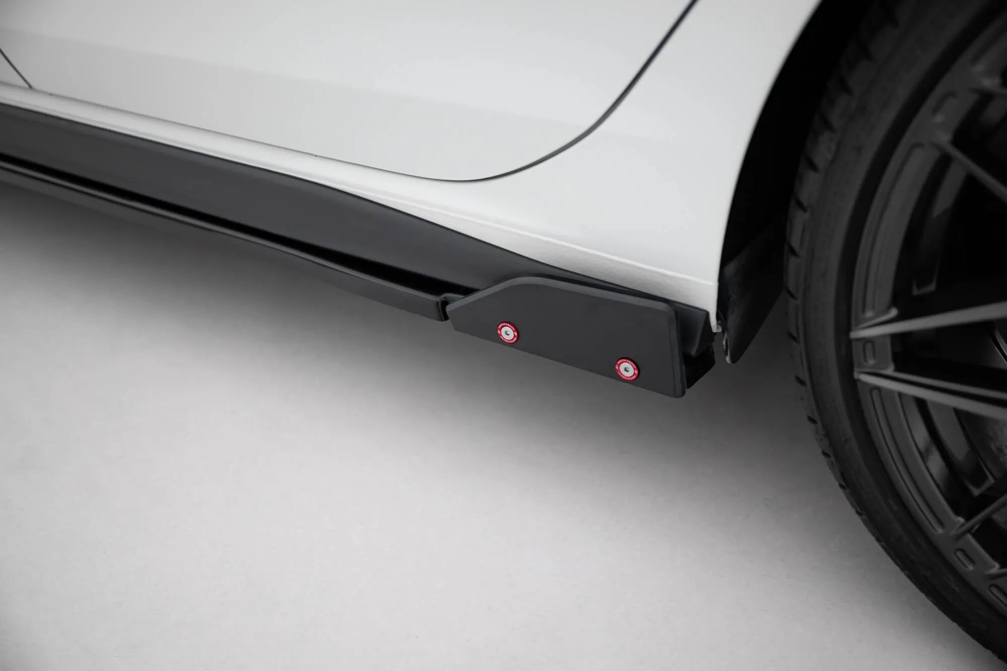 Side Skirts Diffusers V.2   Flaps Volkswagen Golf GTI / GTE / GTI Clubsport / GTD / R-Line Mk8