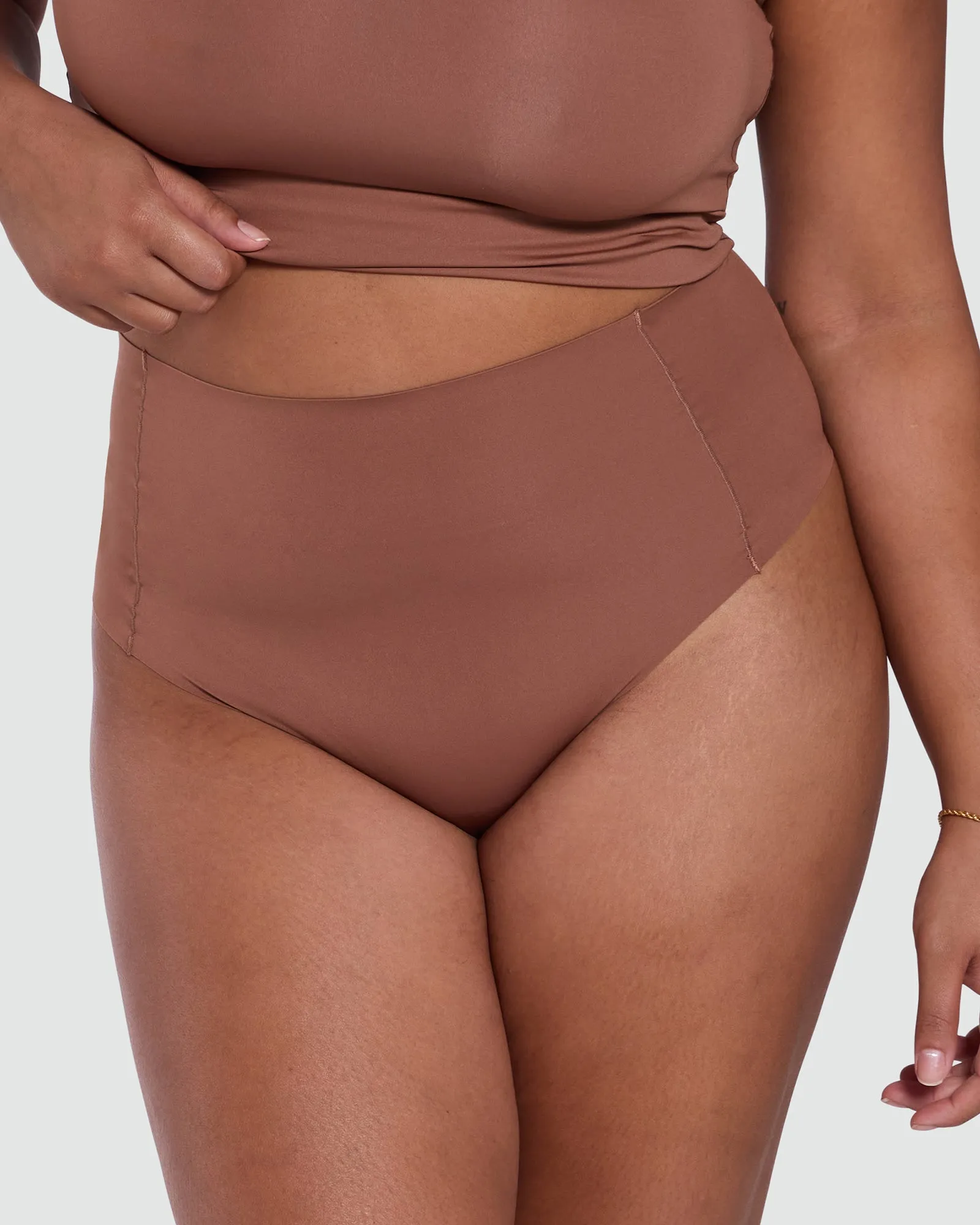 Smooth G-String - HH068