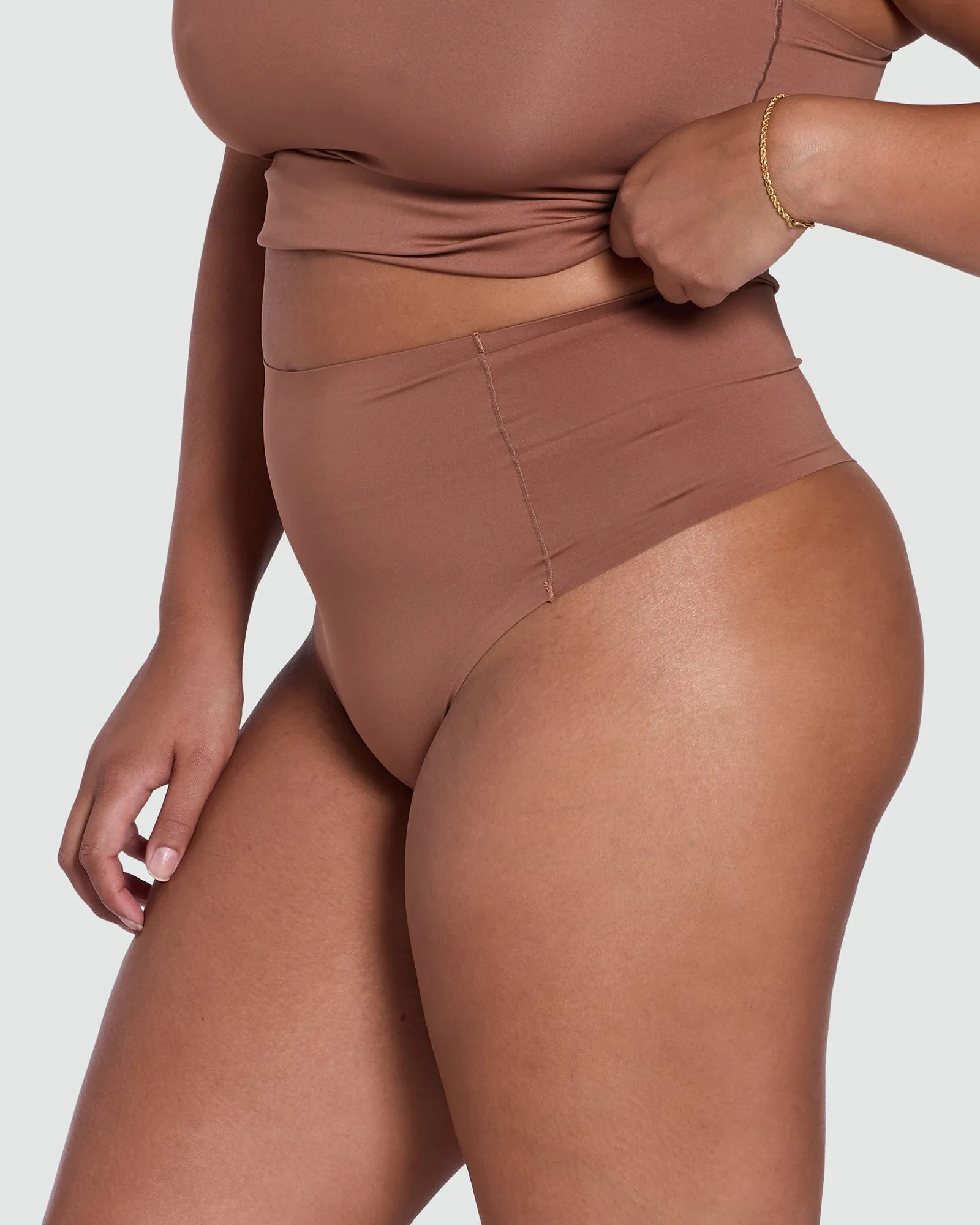 Smooth G-String - HH068