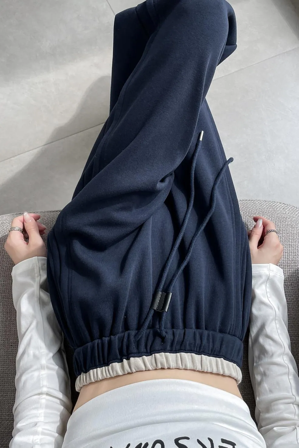 Solid Color Drawstring Waist Wide-leg Sweatpant Dream