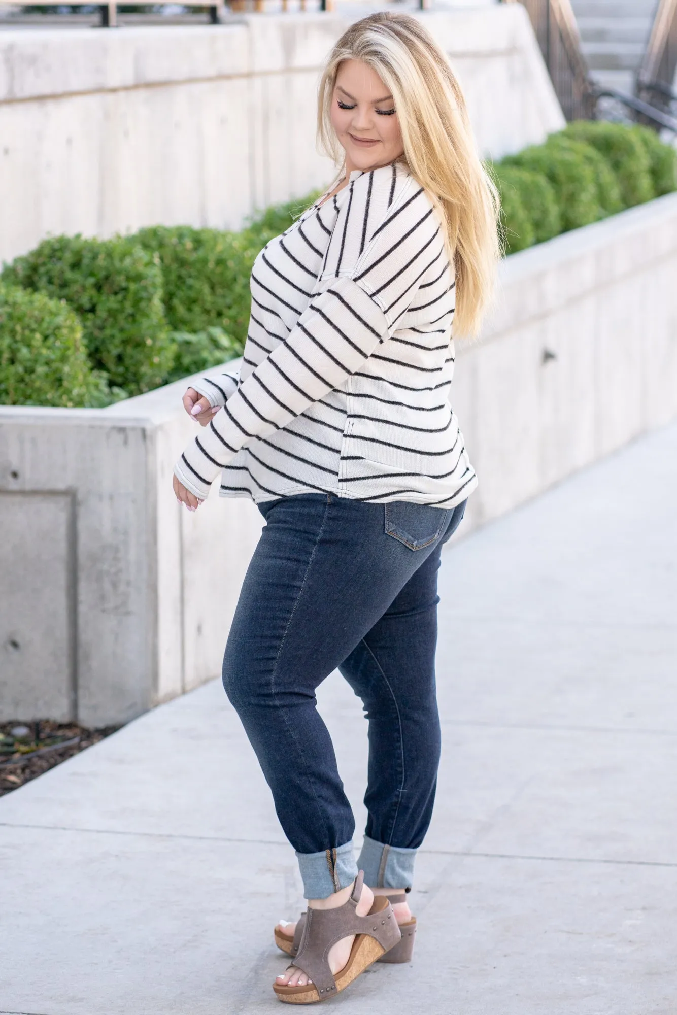 Striped Raw Edge Sweater - Ivory