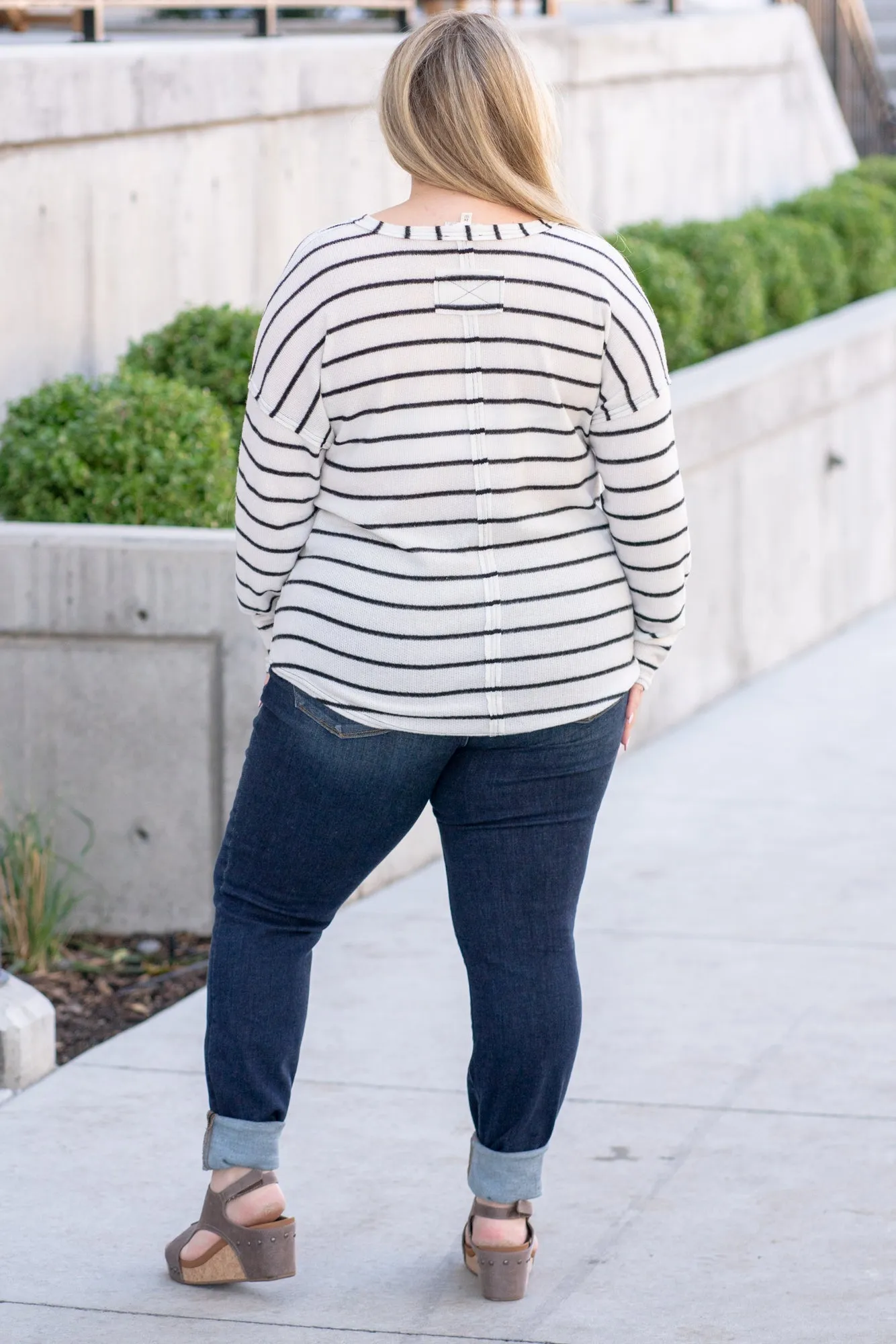 Striped Raw Edge Sweater - Ivory