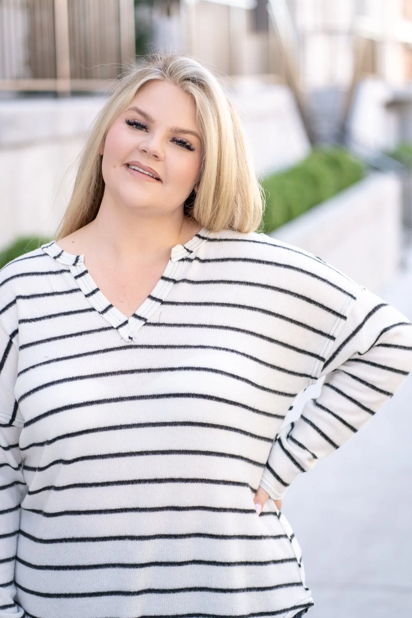 Striped Raw Edge Sweater - Ivory
