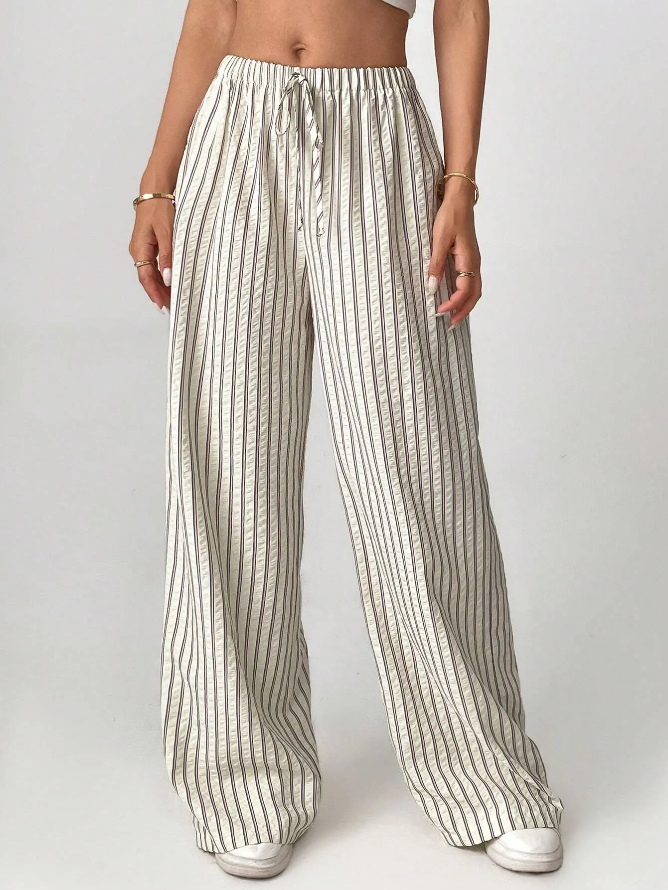 Stylish Tall Loose Striped Wide-Leg Trousers – Comfortable & Chic
