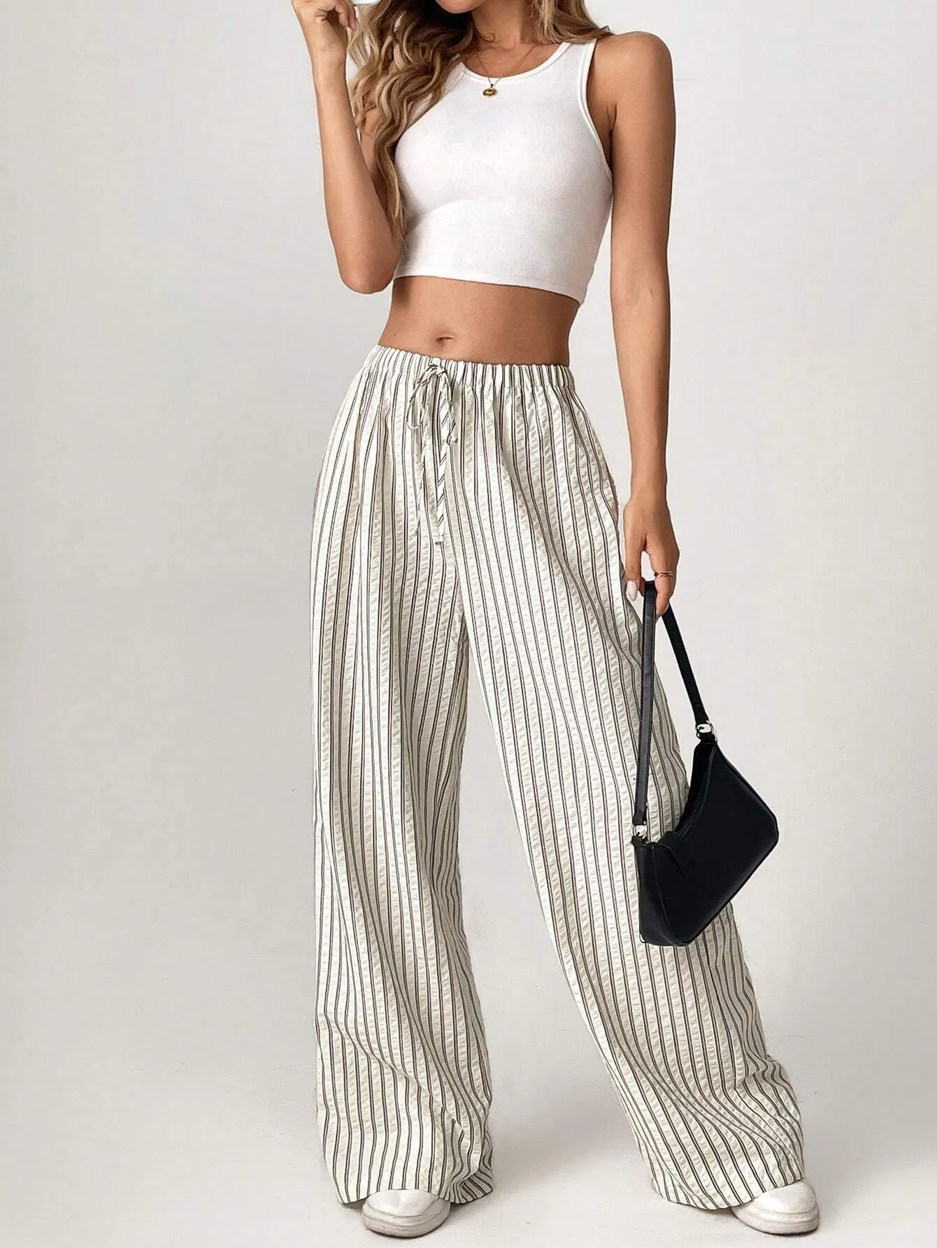 Stylish Tall Loose Striped Wide-Leg Trousers – Comfortable & Chic