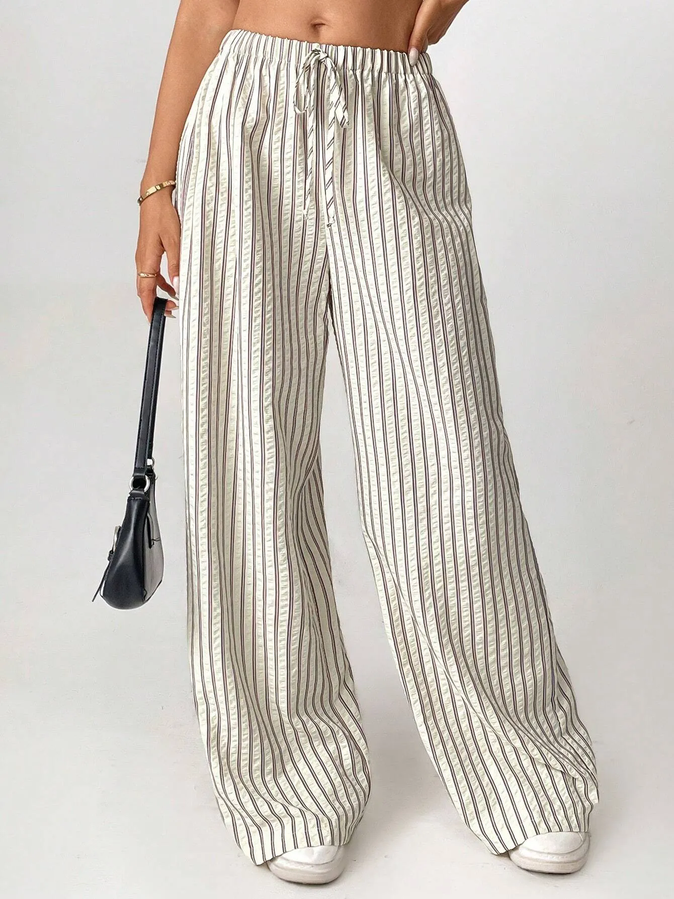 Stylish Tall Loose Striped Wide-Leg Trousers – Comfortable & Chic