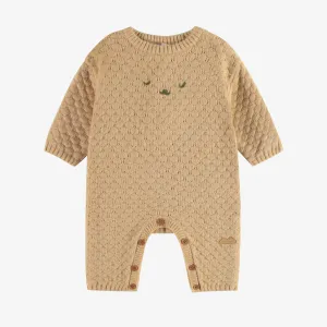 Une pièce beige à manches longues en douce maille, naissance || Beige one piece with long sleeves in soft knit, newborn