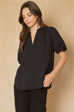 V-neck 1/2 sleeve top