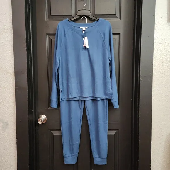 Victoria's Secret Glow Waffle Henley Jogger Set in Blue
