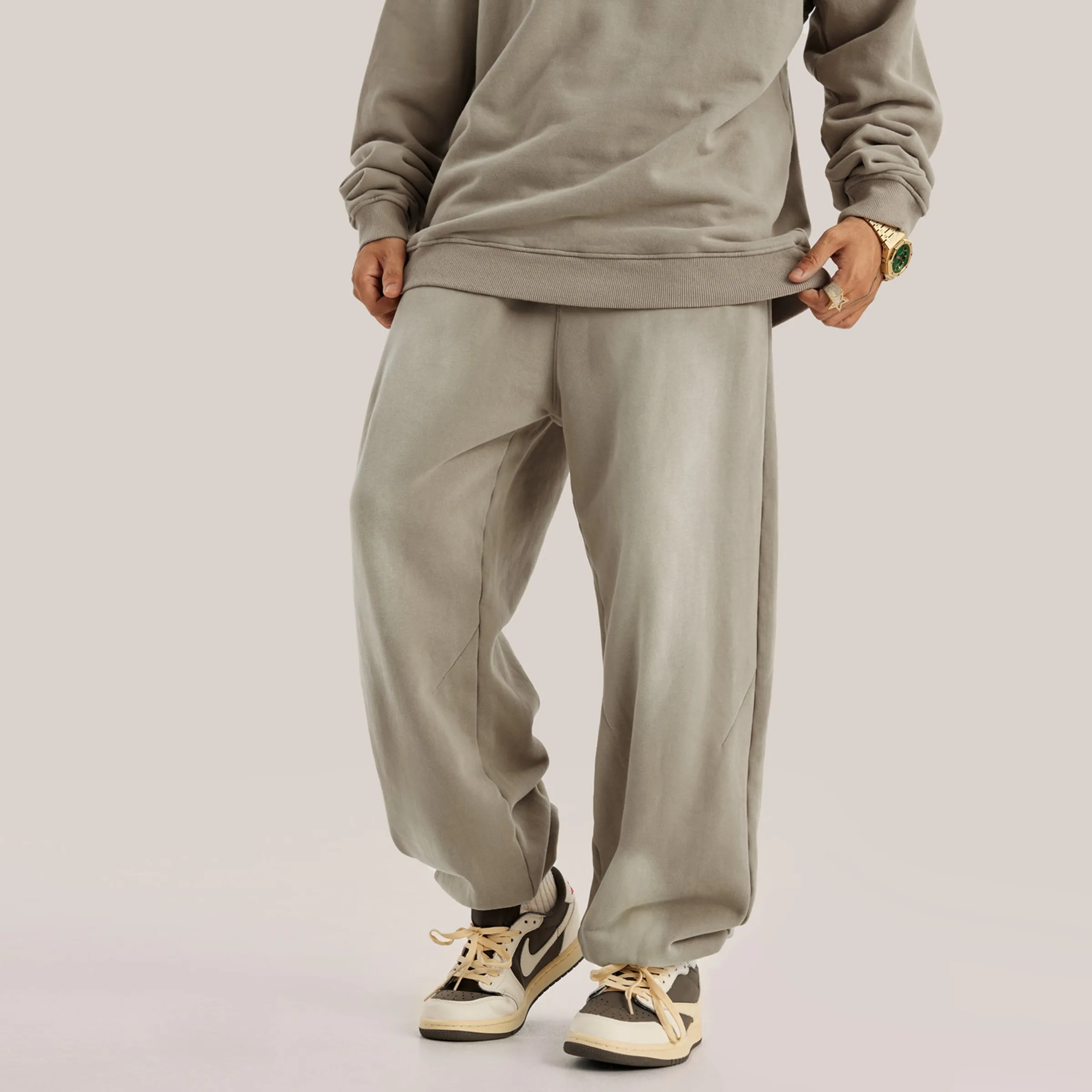 Washed Beige Sweatpants x Oversized Baggy Pants