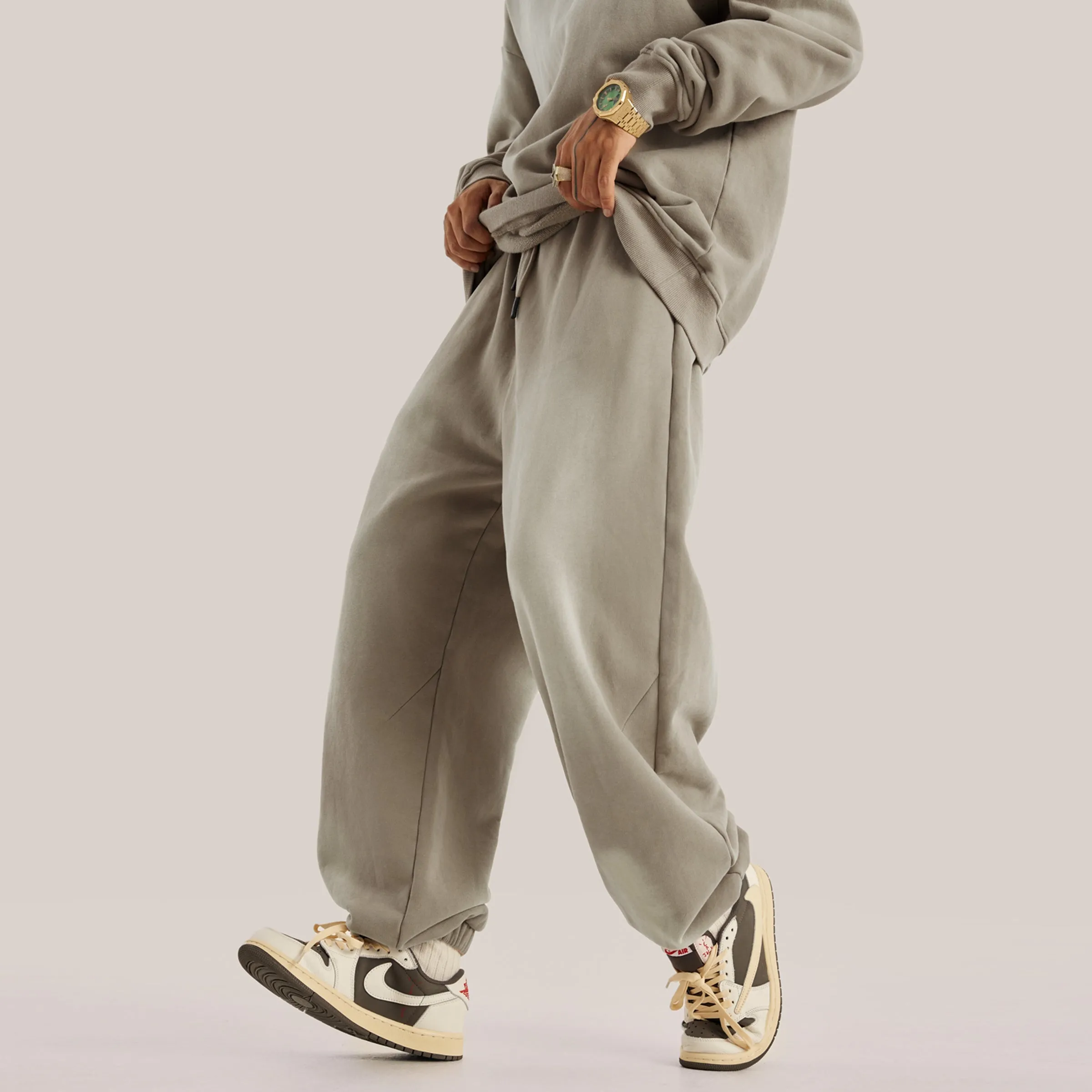 Washed Beige Sweatpants x Oversized Baggy Pants
